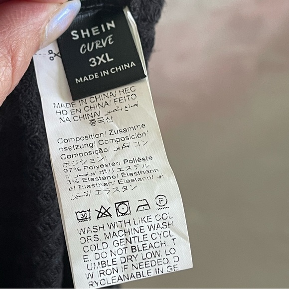 Black Cropped Button Down Cardigan - Picture 3 of 3